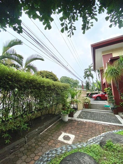 Ayala Alabang Village House & Lot Rentals .